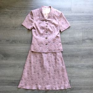Vintage Women's Two Pieces Set - Skirt and Short Sleeve Jacket Size XS Pink